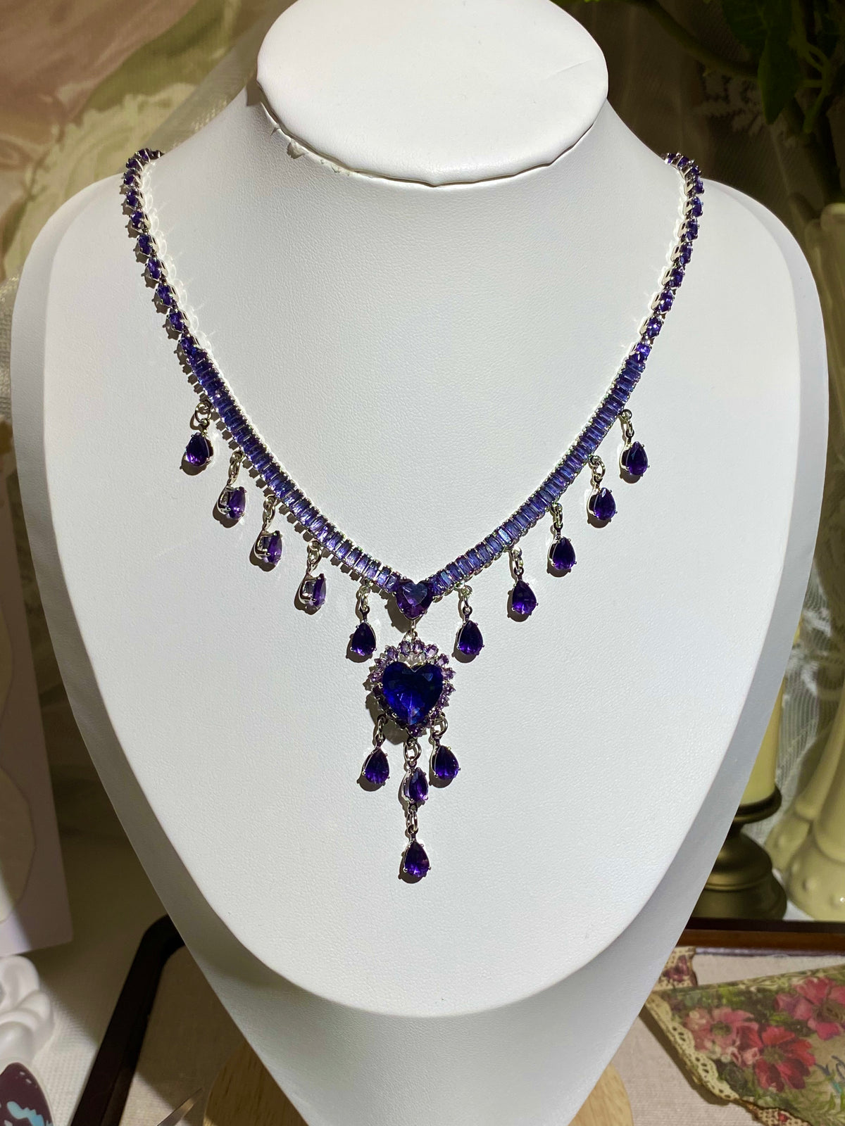 The Violet Coeur Necklace