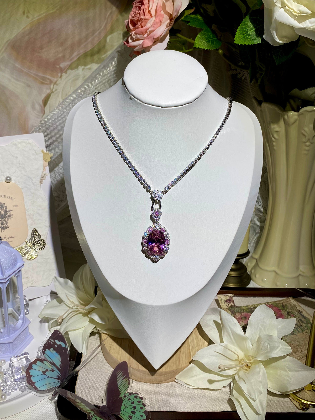Éclat Rosé Oval CZ Necklace